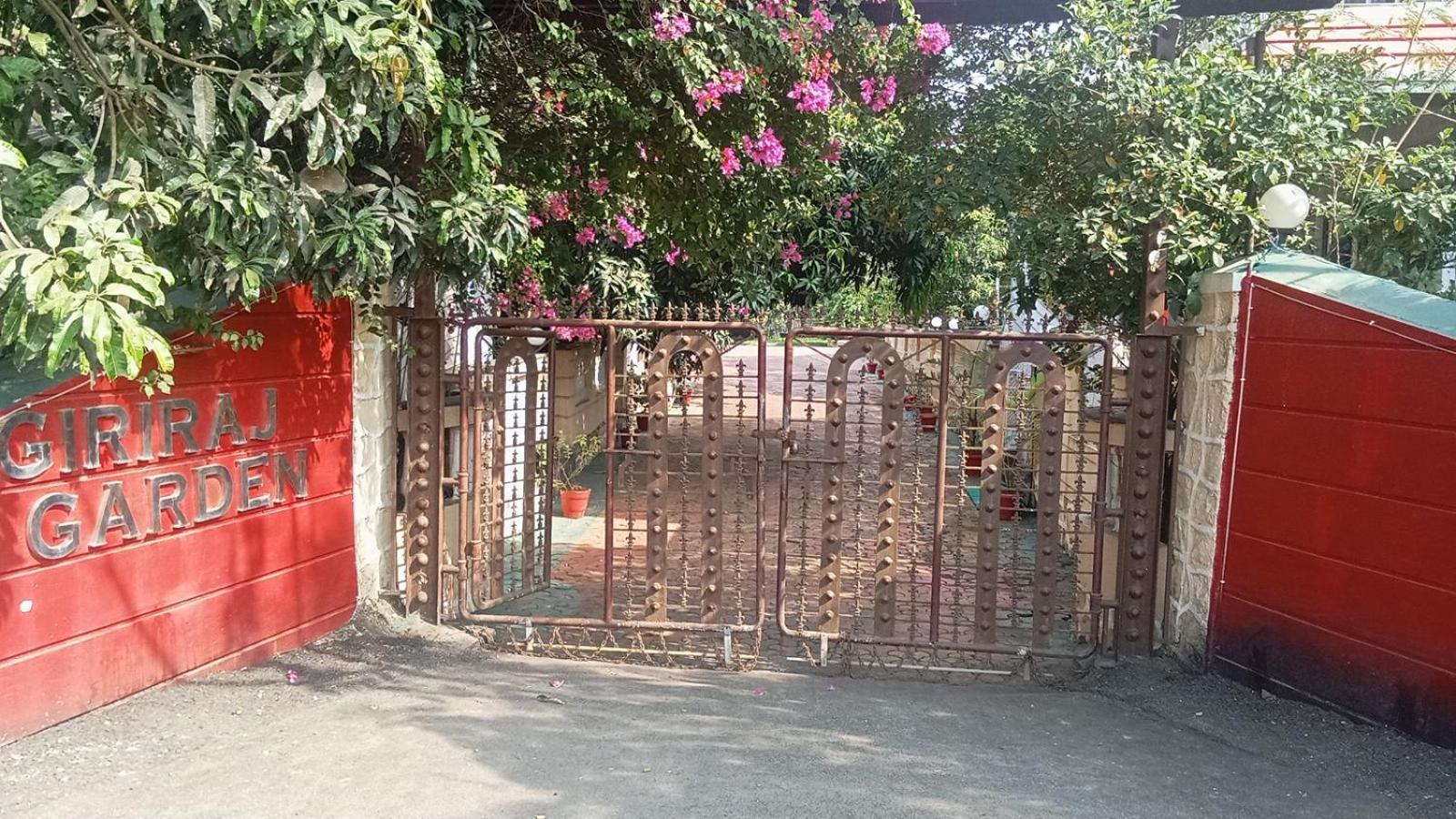Giriraj Garden Resort Vagholi  Exterior photo